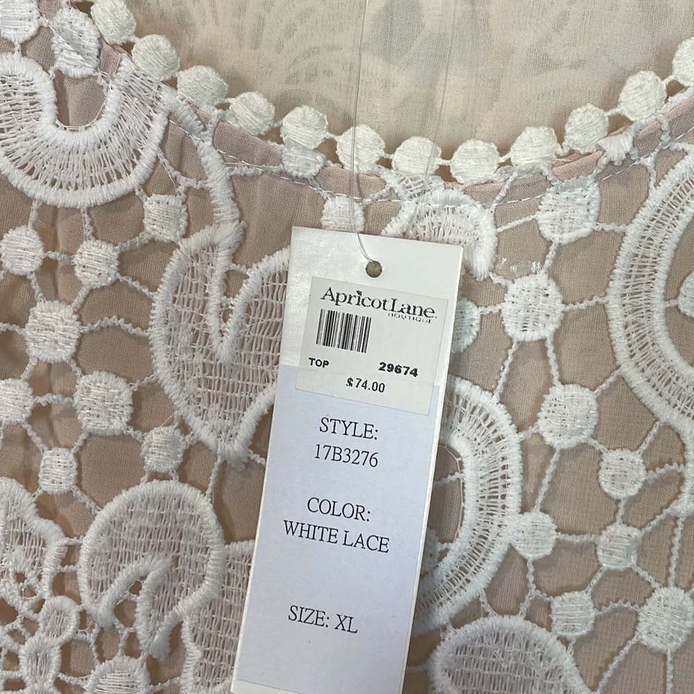 New lace blouse short sleeve top with tags.  Size XL